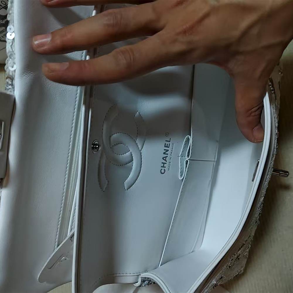 CHANEL Classic 11.12 Handbag(HIGH-END GRADE)