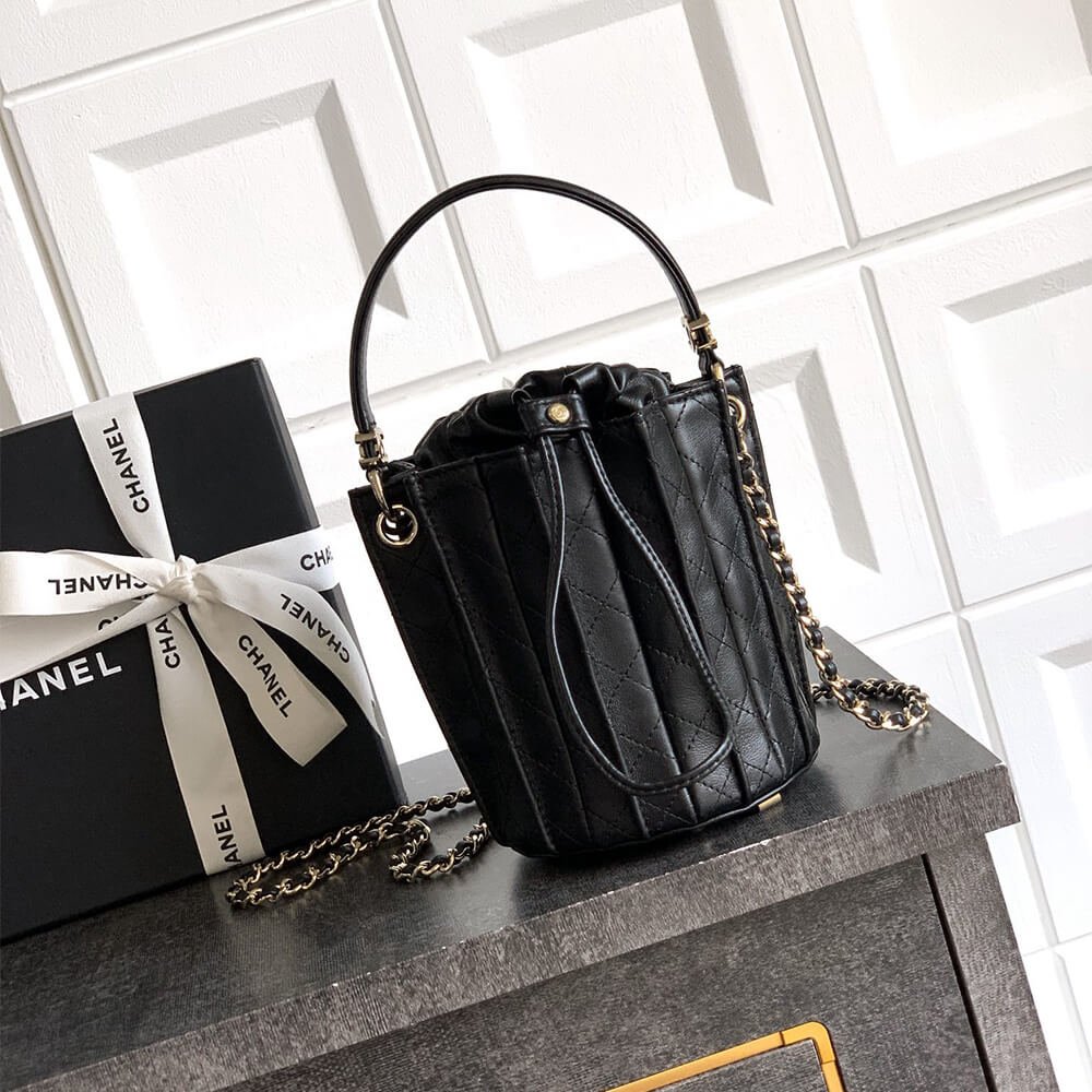 Alternative view of CHANEL Mini Bucket Bag(HIGH-END GRADE)