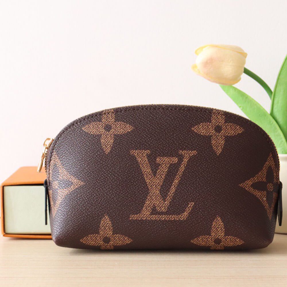 LV Cosmetic Pouch PM(HIGH-END GRADE) - Image 4