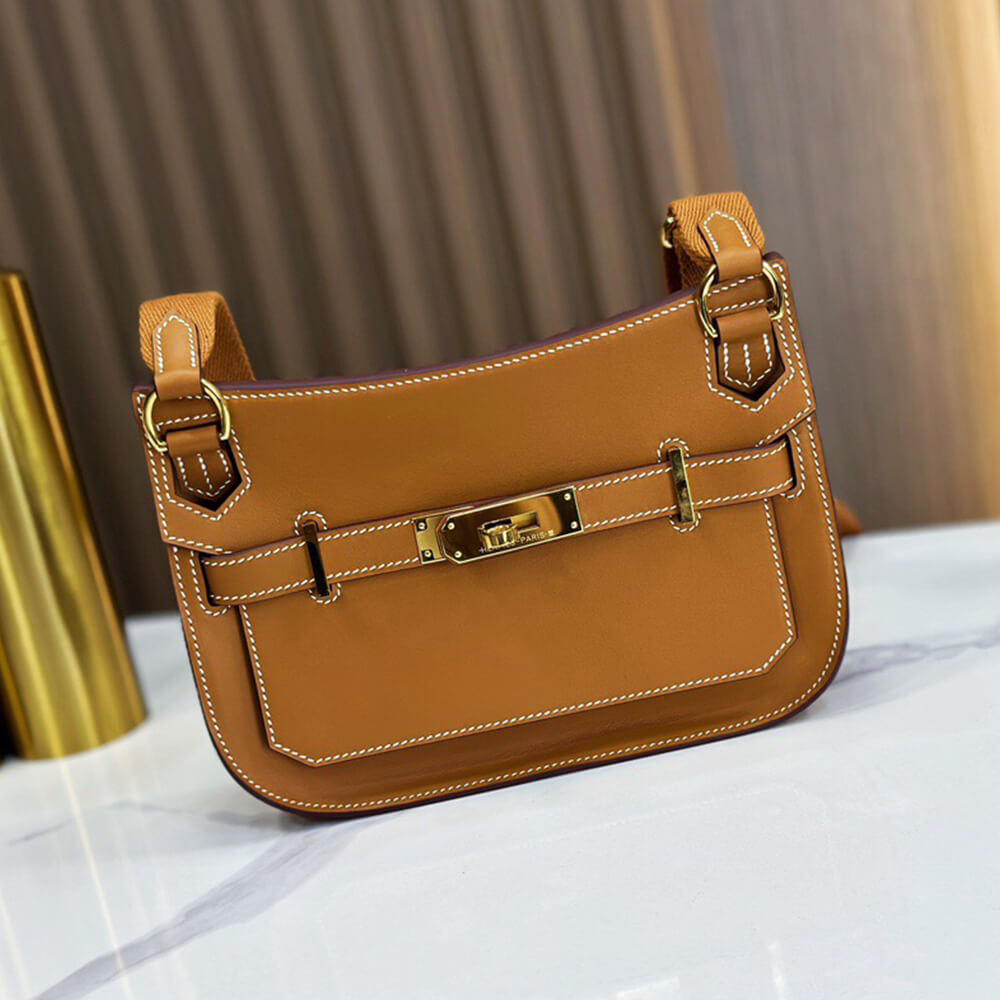 Alternative view of Hermes Jypsiere Mini