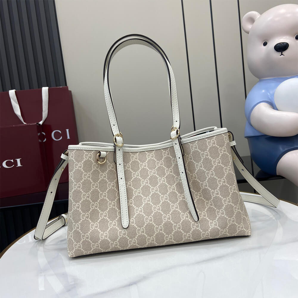 Alternative view of GG Emblem medium tote bag