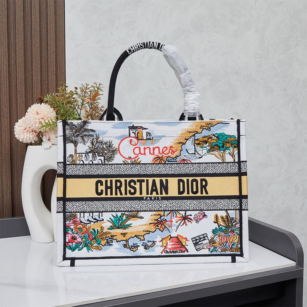 Alternative view of Dior Souvenir Medium Dior Book Tote