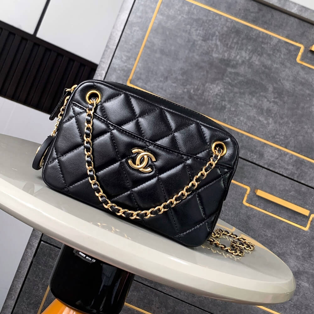 CHANEL Mini Camera Case - Image 4