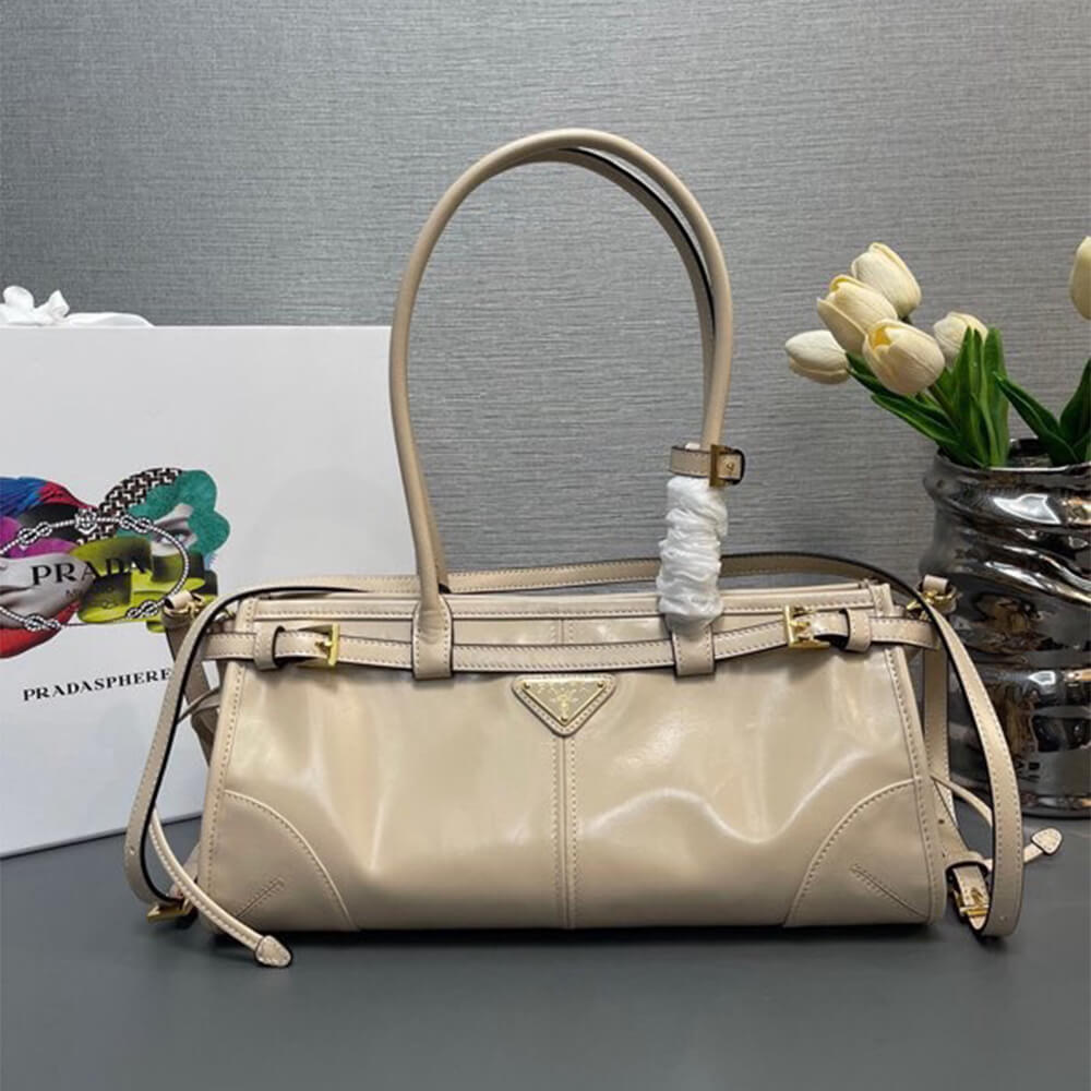Prada Medium leather handbag(high-end grade) - Image 5