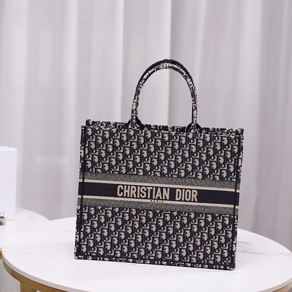 LARGE DIOR BOOK TOTE - Image 5