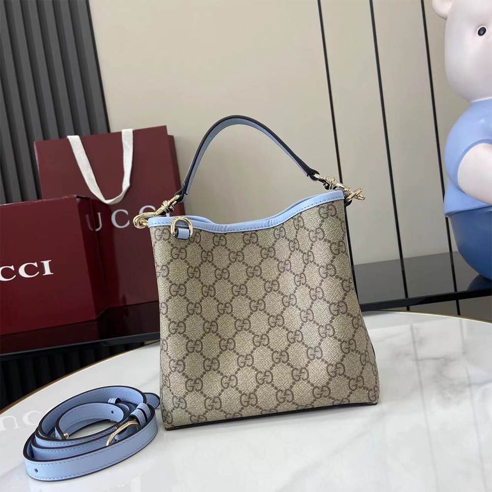 GG Emblem small bucket bag - Image 4