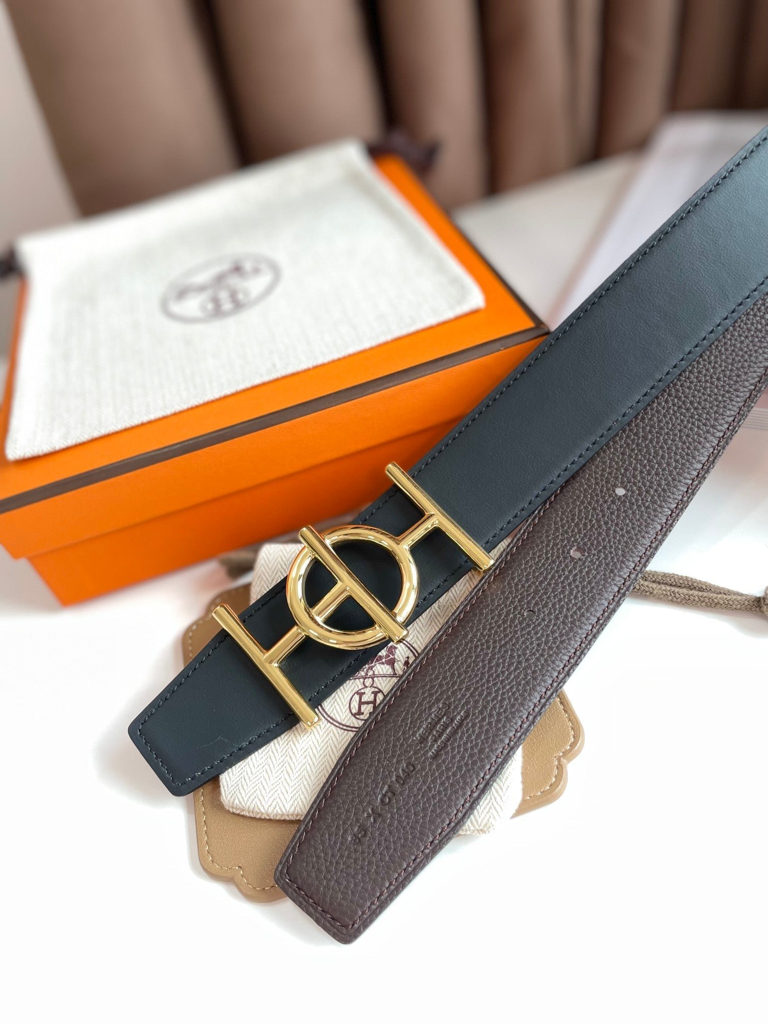HERMES Dark Gold Hoop H Strap - Image 3