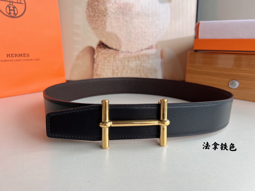 Alternative view of HM H D'ANCRE BELT BUCKLE & REVERSIBLE CHOCOLATE BROWN LEATHER STRAP 38 MM GOLD HARDWARE