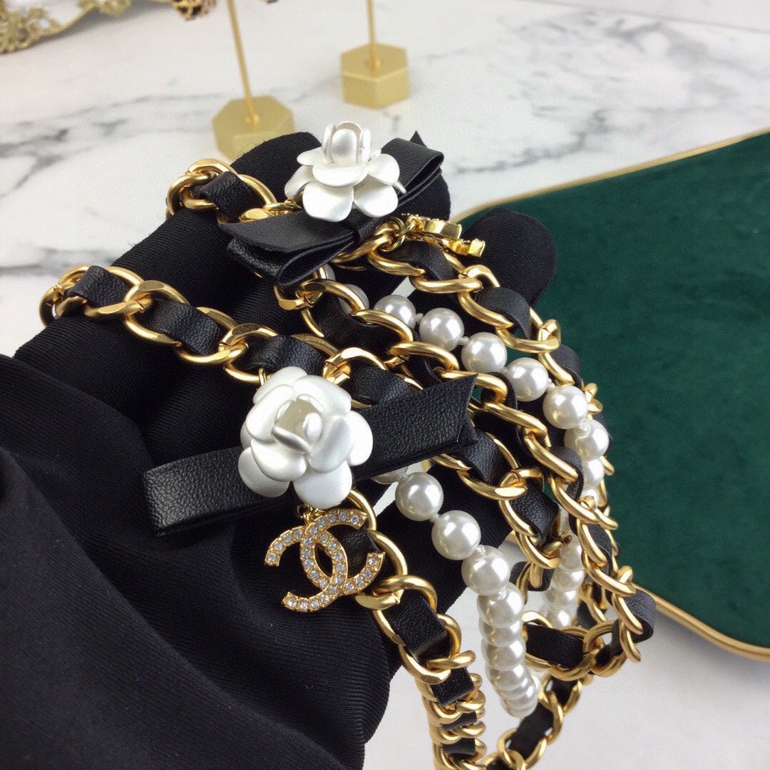 Chanel Camellia Pearl Chain Strap - Image 8