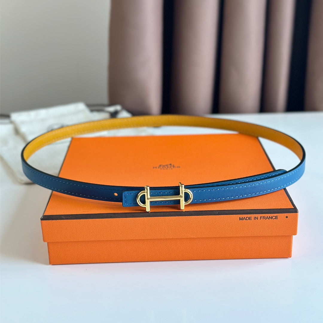 Alternative view of HM GAMMA BUCKLE & REVERSIBLE GOLDEN AND BLUE LEATHER STRAP 13MM GOLD HARDWARE