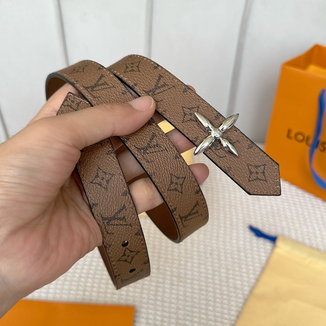 Alternative view of LV FLOWERGRAM 25 MM REVERSIBLE BELT IN BROWN MONOGRAM CALFSKIN SILVER HARDWARE