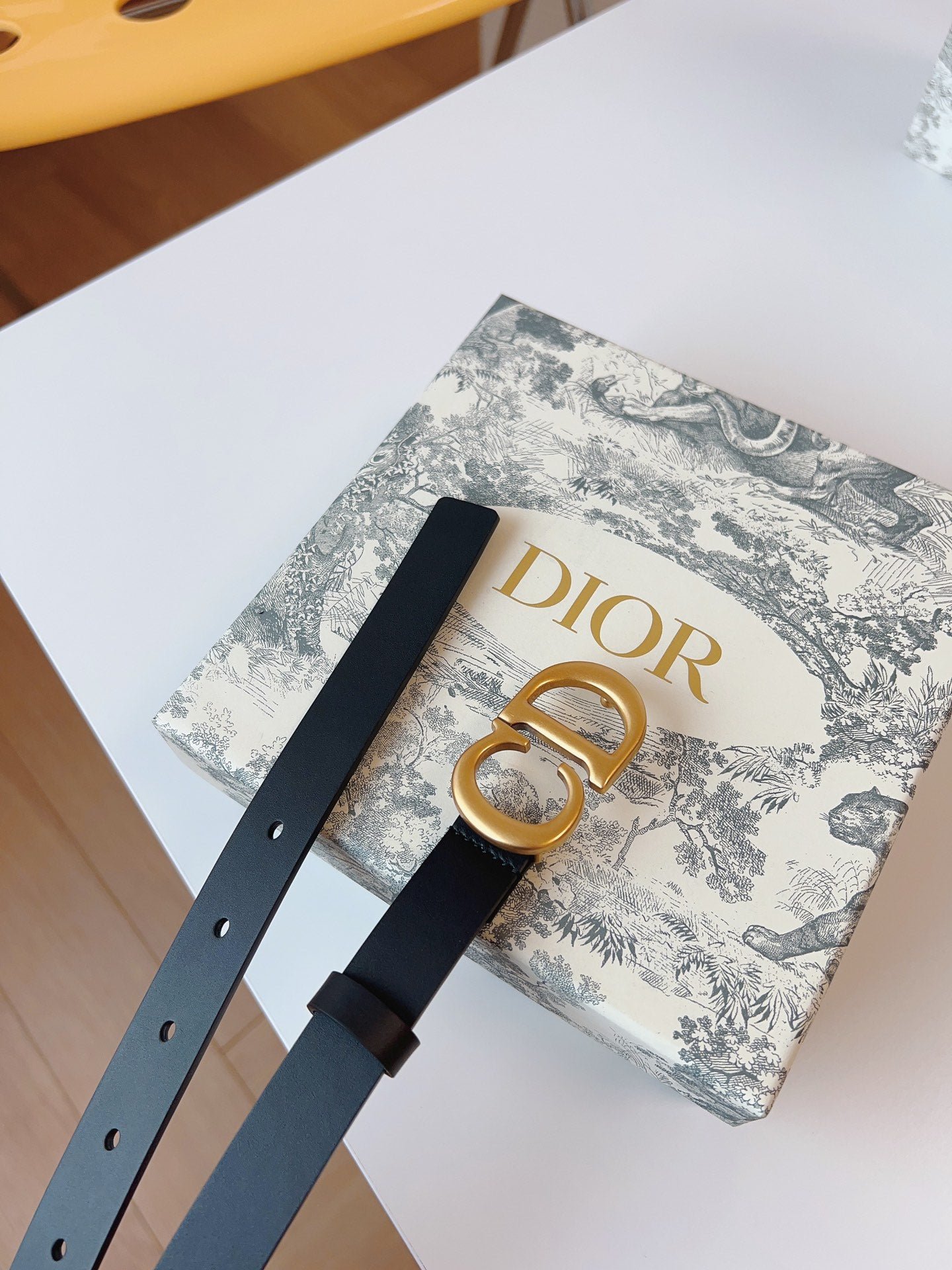 Dior Black Leather Slim Gold CD Belt - Image 5