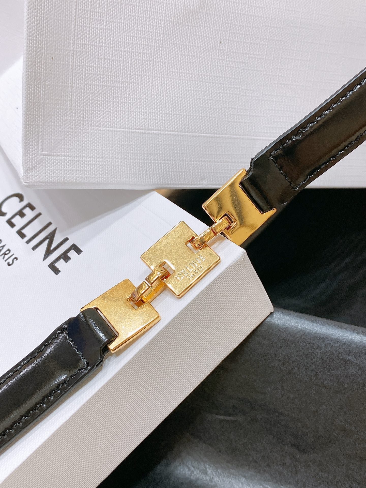 CELINE Black Gold Chain Belt - Image 6