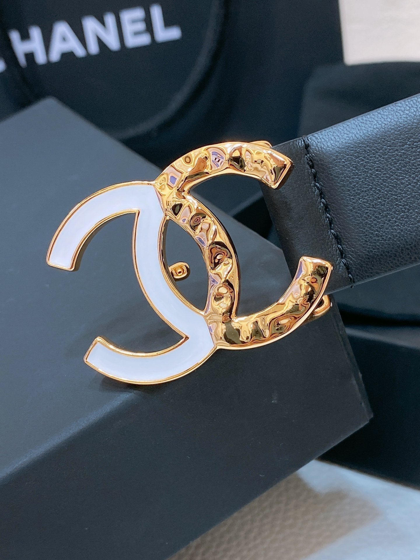 Chanel Two-Tone Gold Buckle Belt - Image 4