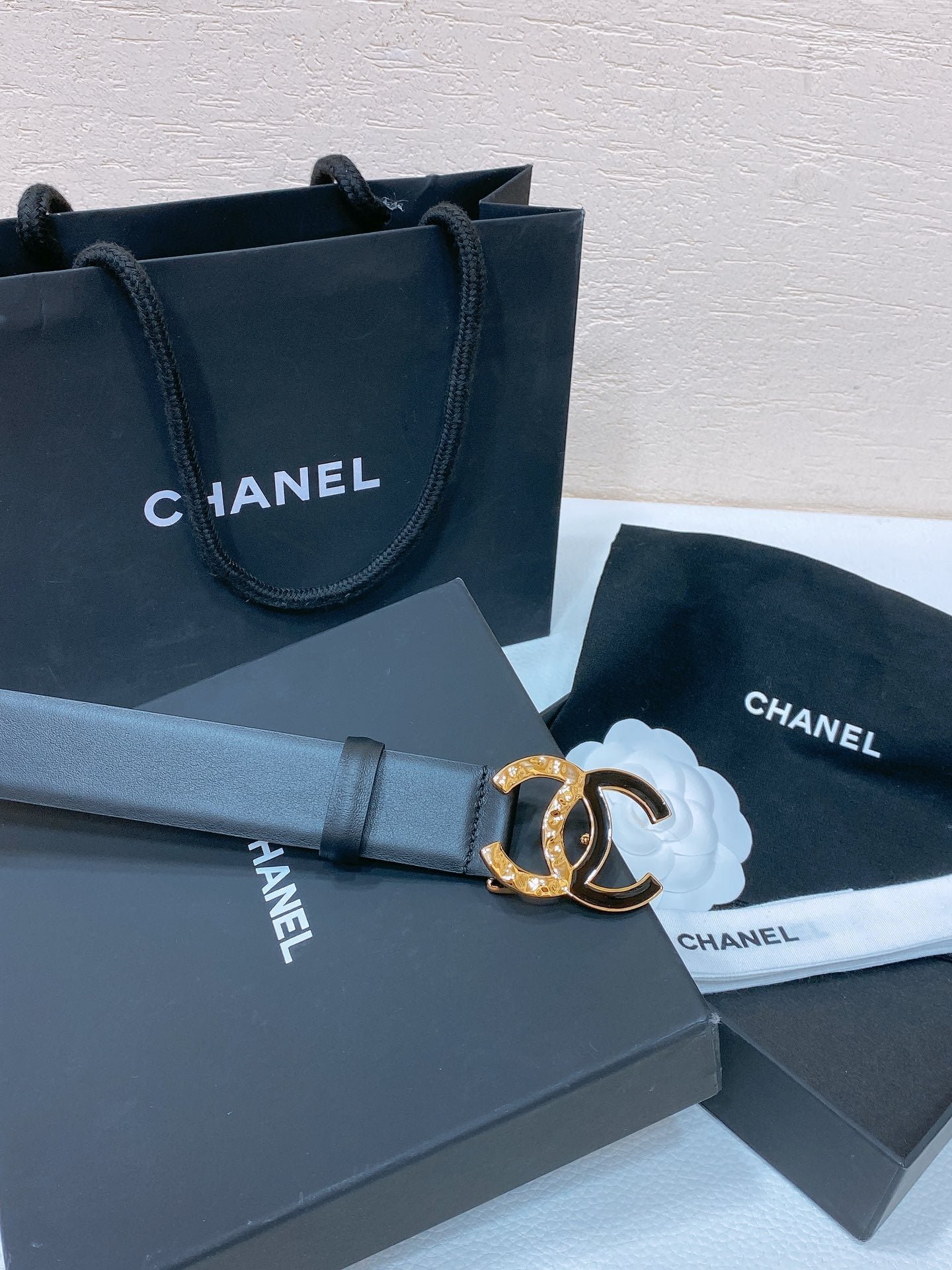 Chanel Black Vintage Gold Belt - Image 3