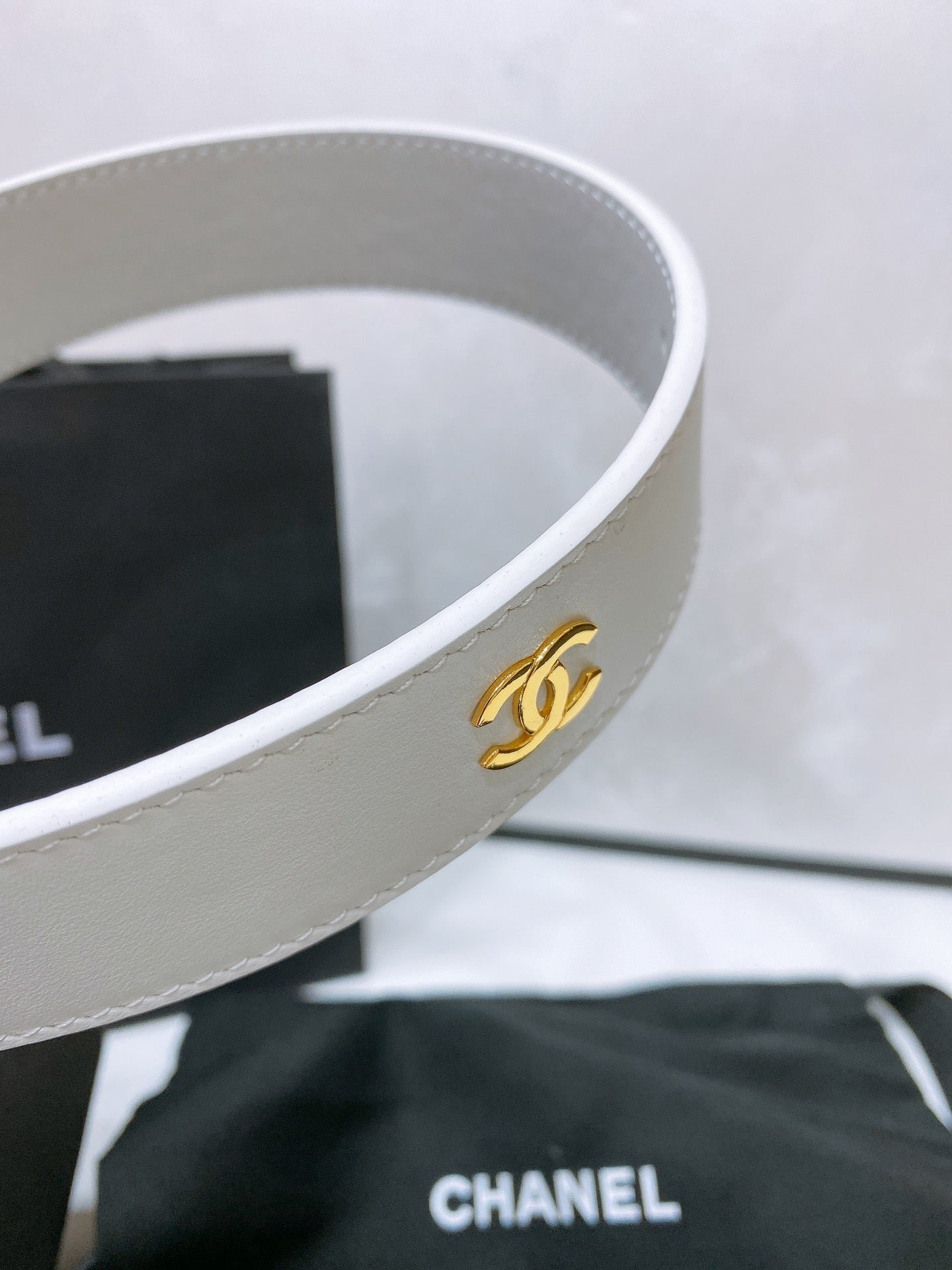 Chanel White Oval Enamel Belt - Image 4