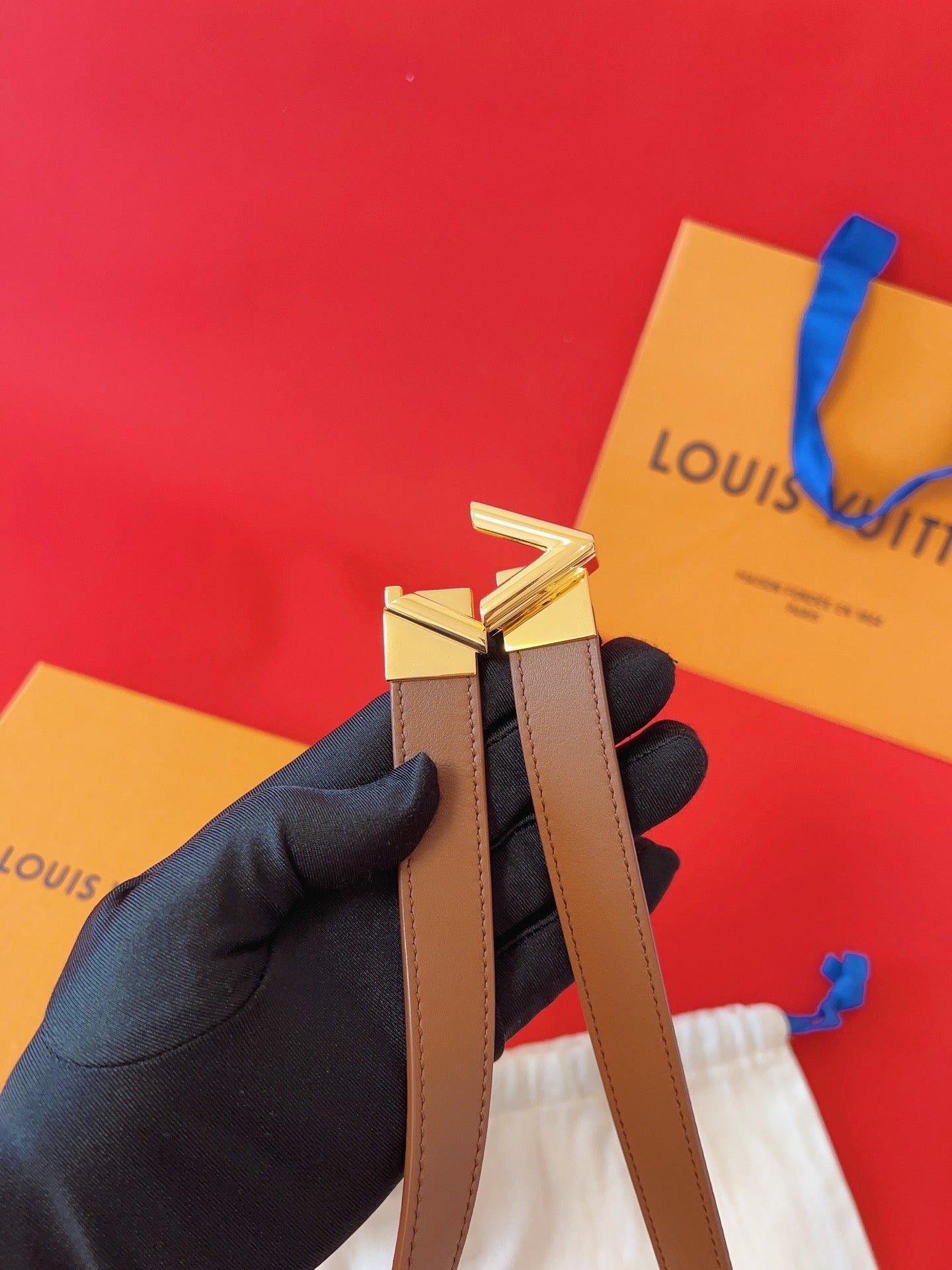 LV GO-14 20MM BELT IN BRONZE BROWN CALFSKIN GOLD HARDWARE - Image 3
