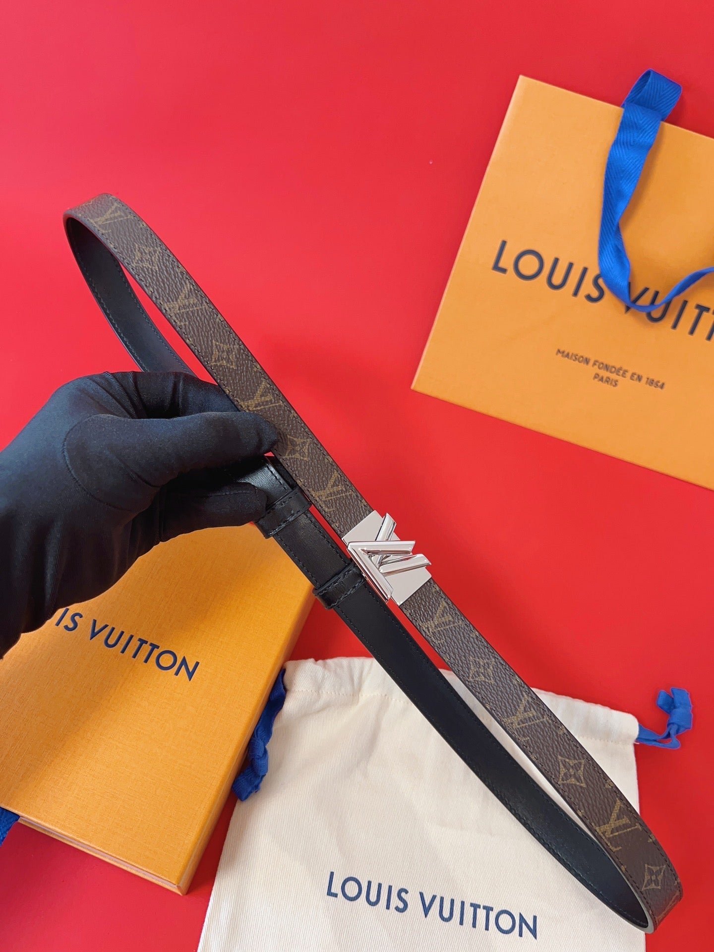 Alternative view of LV GO-14 20MM BELT IN BROWN MONOGRAM CALFSKIN SILVER HARDWARE