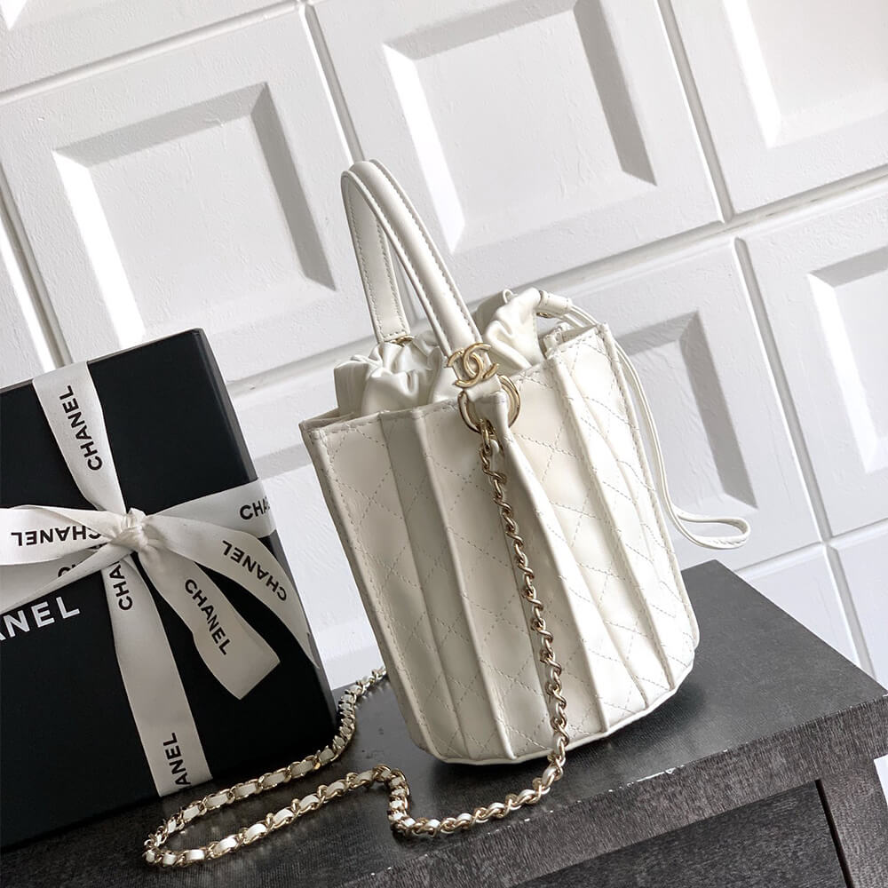 Alternative view of CHANEL Mini Bucket Bag(HIGH-END GRADE)