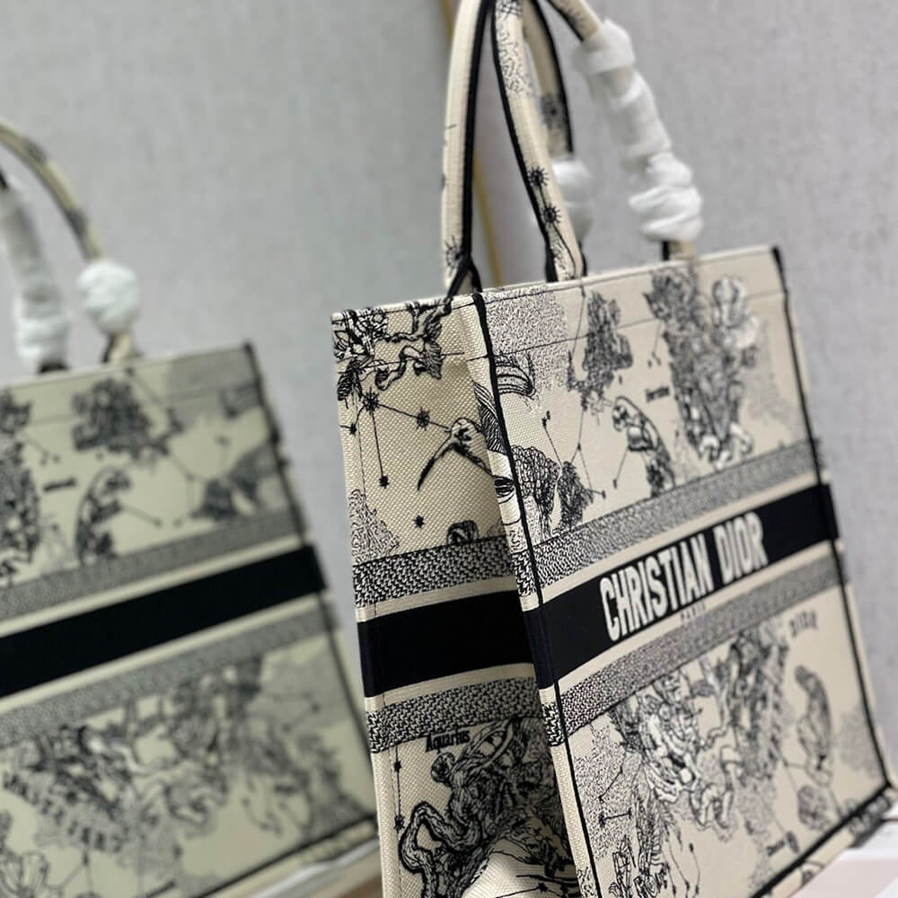 Alternative view of LARGE DIOR BOOK TOTE