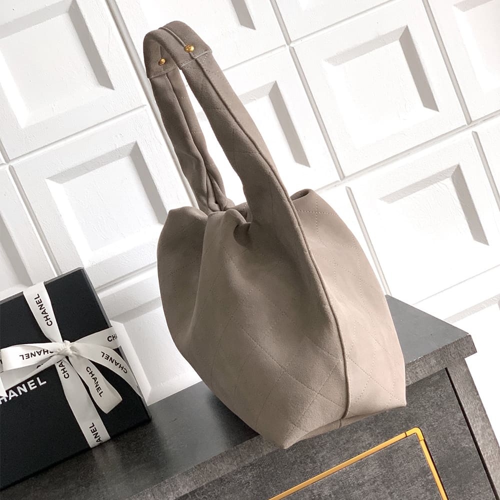 Chanel LARGE HOBO BAG SUEDE(HIGH-END GRADE) - Image 6