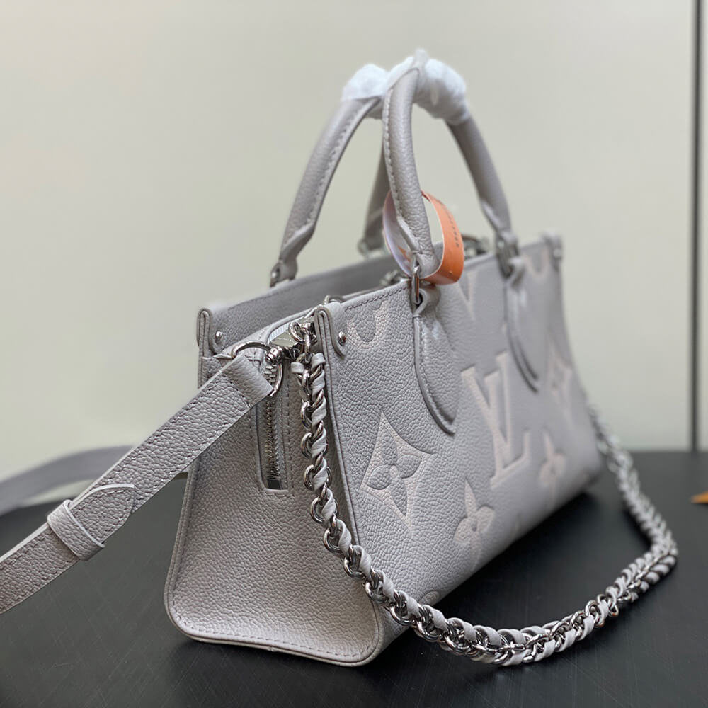 Alternative view of LV OnTheGo East West Chain(HIGH-END GRADE)