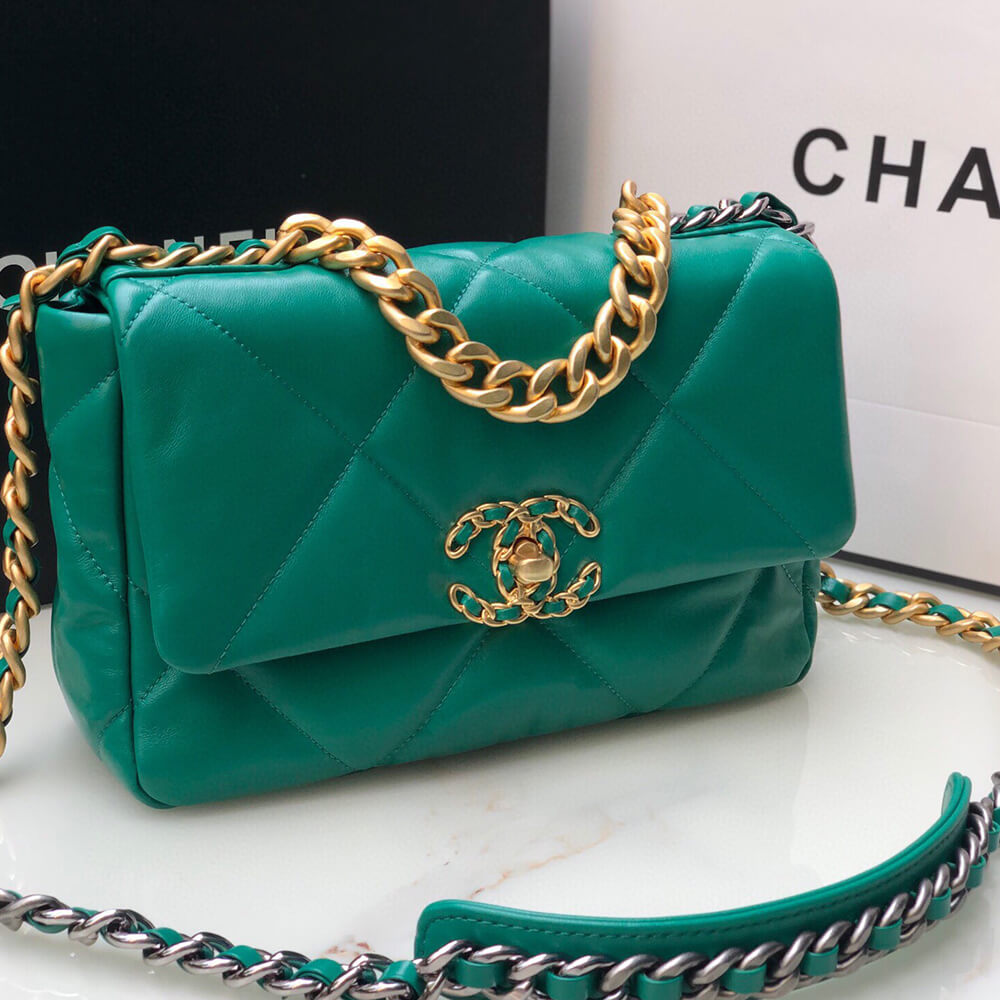 Alternative view of CHANEL 19 Handbag