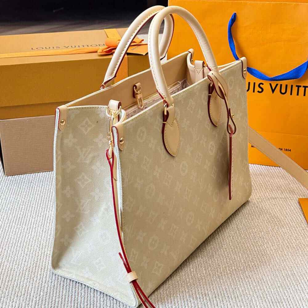 LV OnTheGo Organizer - Image 8