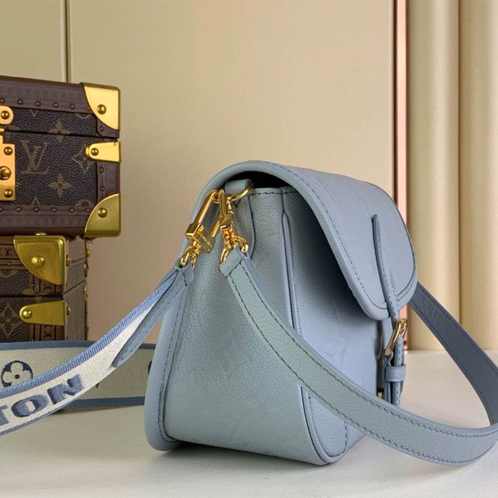 LV Diane - Image 6