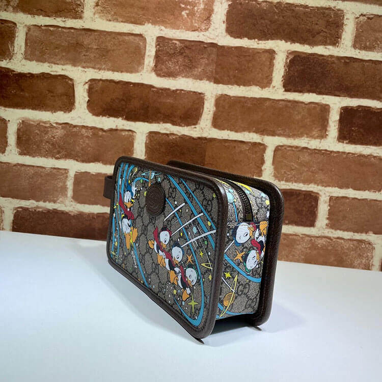 Disney x Gucci Donald Duck Cosmetic Case - Image 4