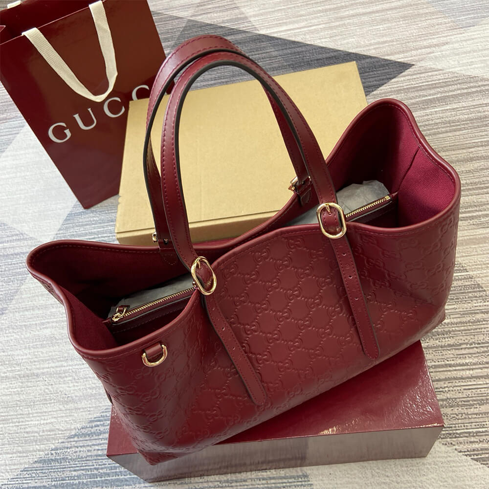 Alternative view of GG Emblem large tote bag