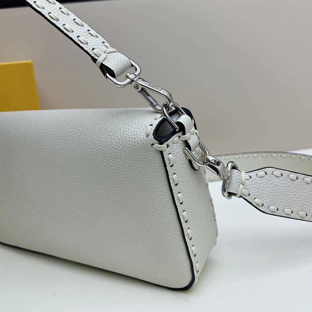 Fendi Baguette - Image 5