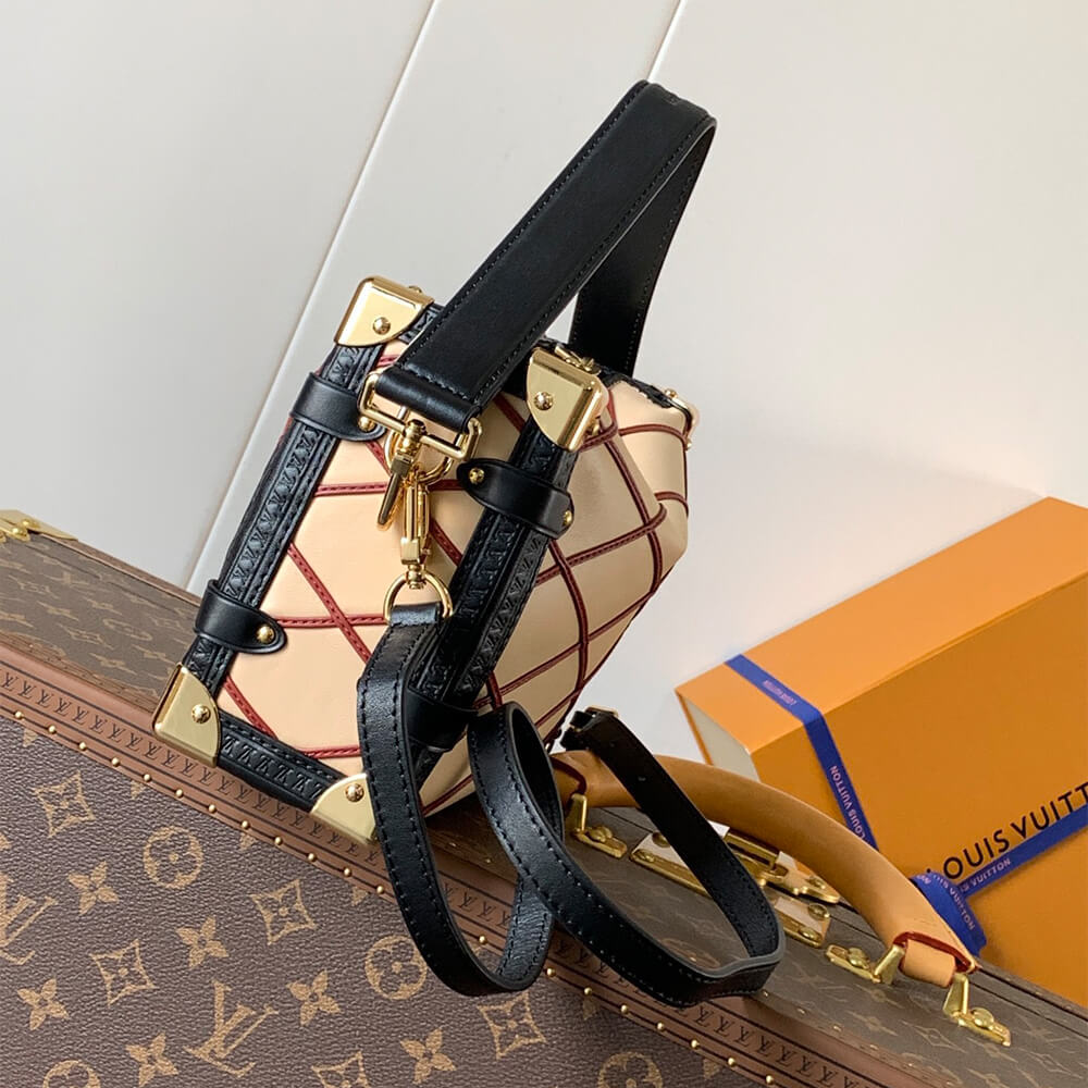 Alternative view of LV Side Trunk MM(HIGH-END GRADE)