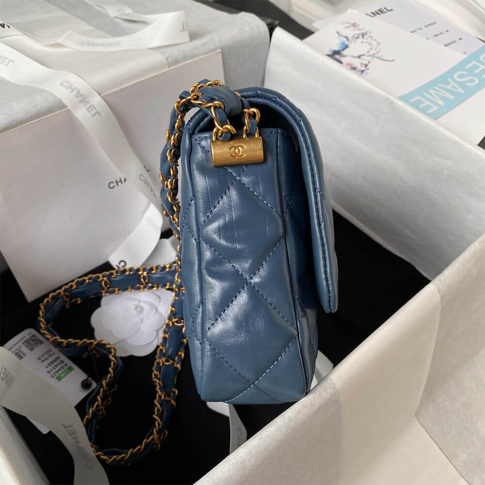 CHANEL MINI FLAP - Image 6