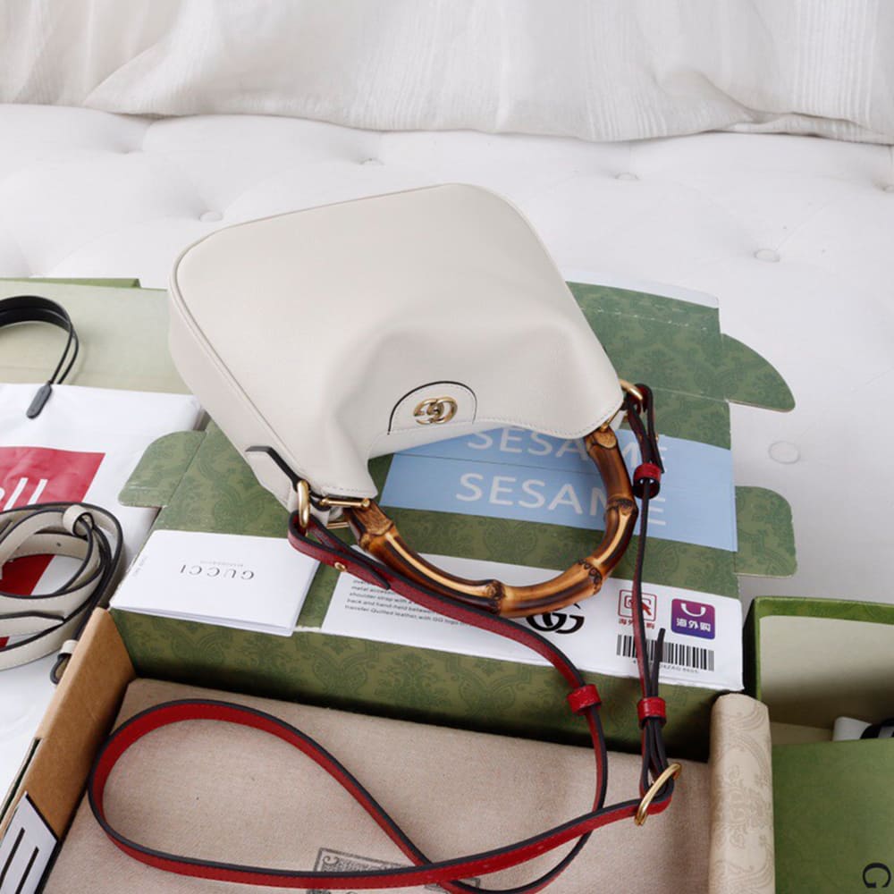 Alternative view of Gucci Diana small shoulder bag