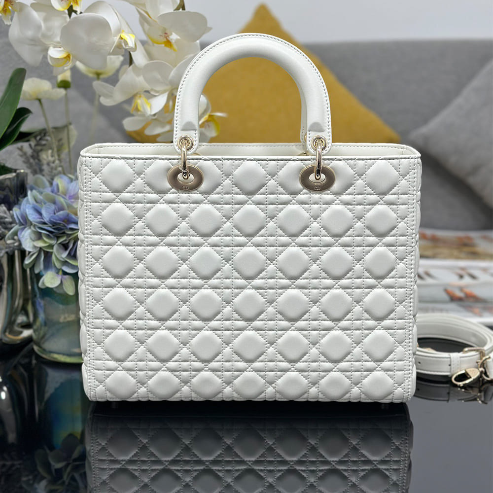 Alternative view of Dior Large Lady Dior Bag(HIGH-END GRADE)