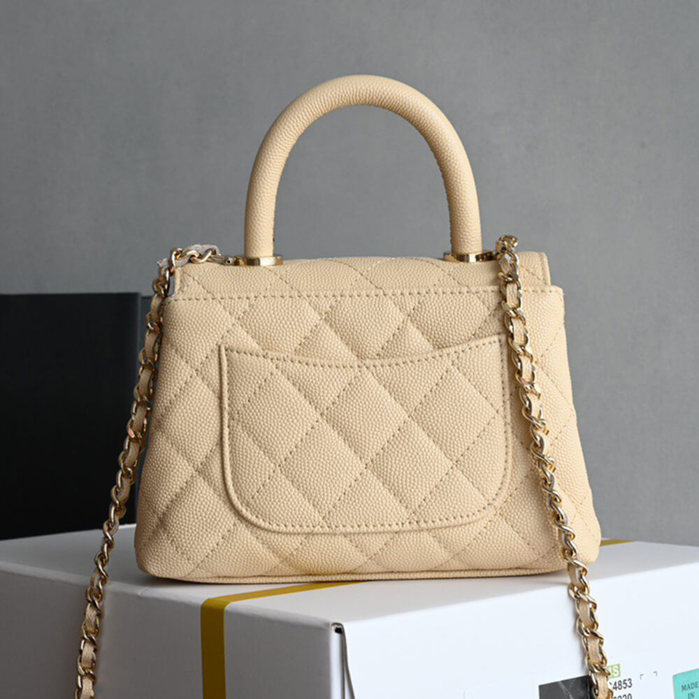 Alternative view of CHANEL Clutch with Chain(HIGH-END GRADE)