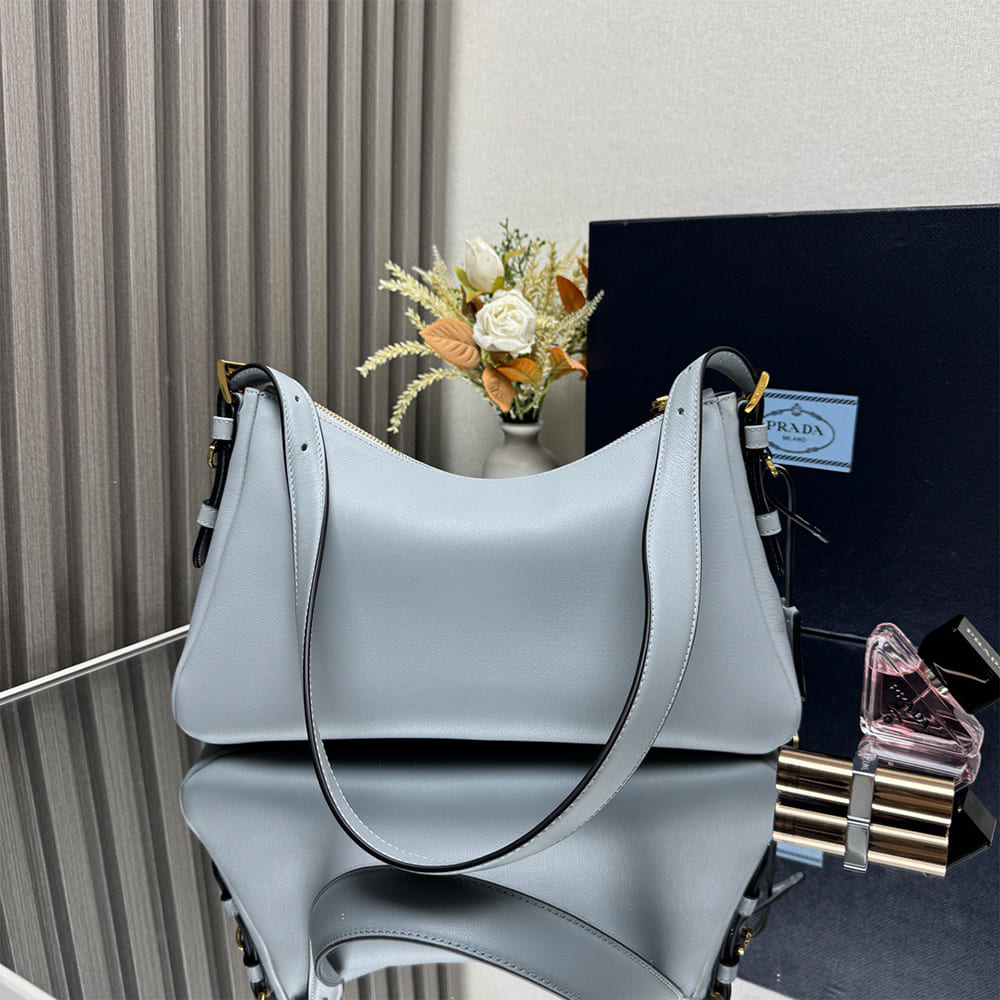 Prada Aimee medium leather shoulder bag - Image 8