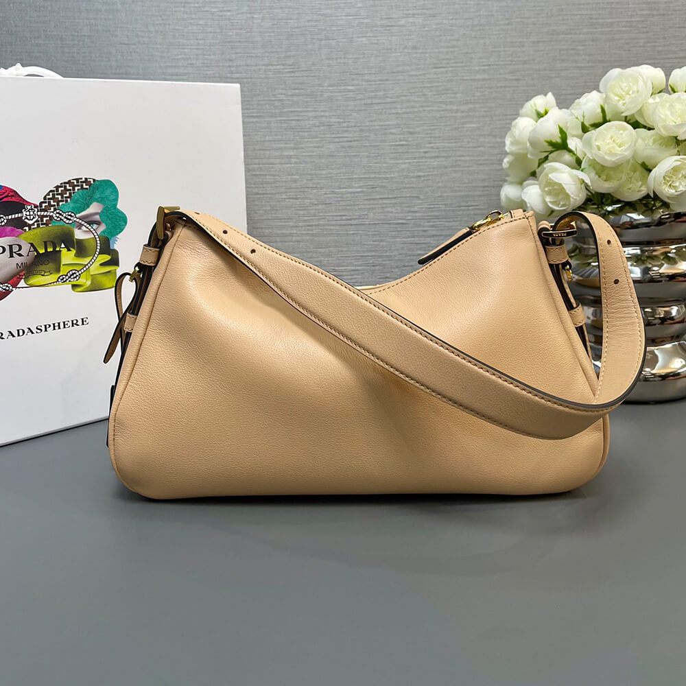 Prada Aimee medium leather shoulder bag - Image 6
