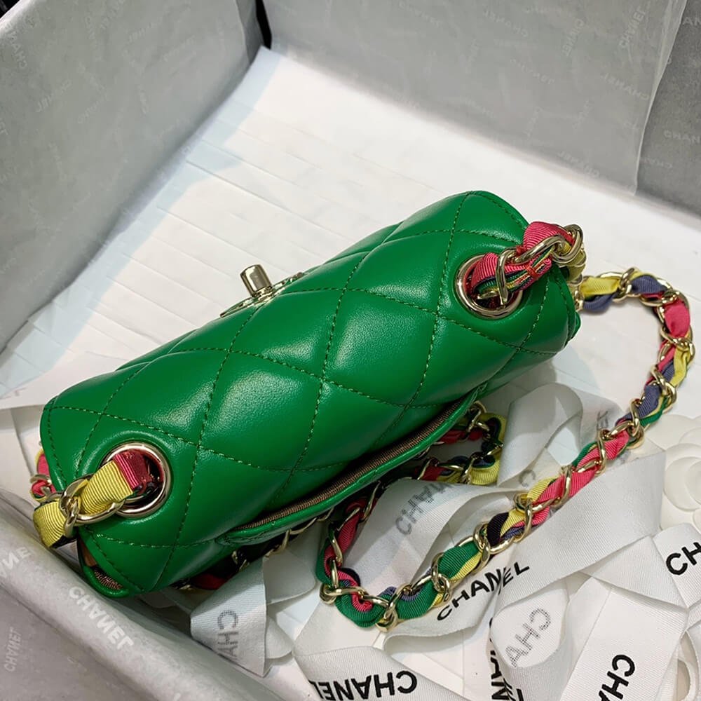 CHANEL Small Flap Bag - Image 7