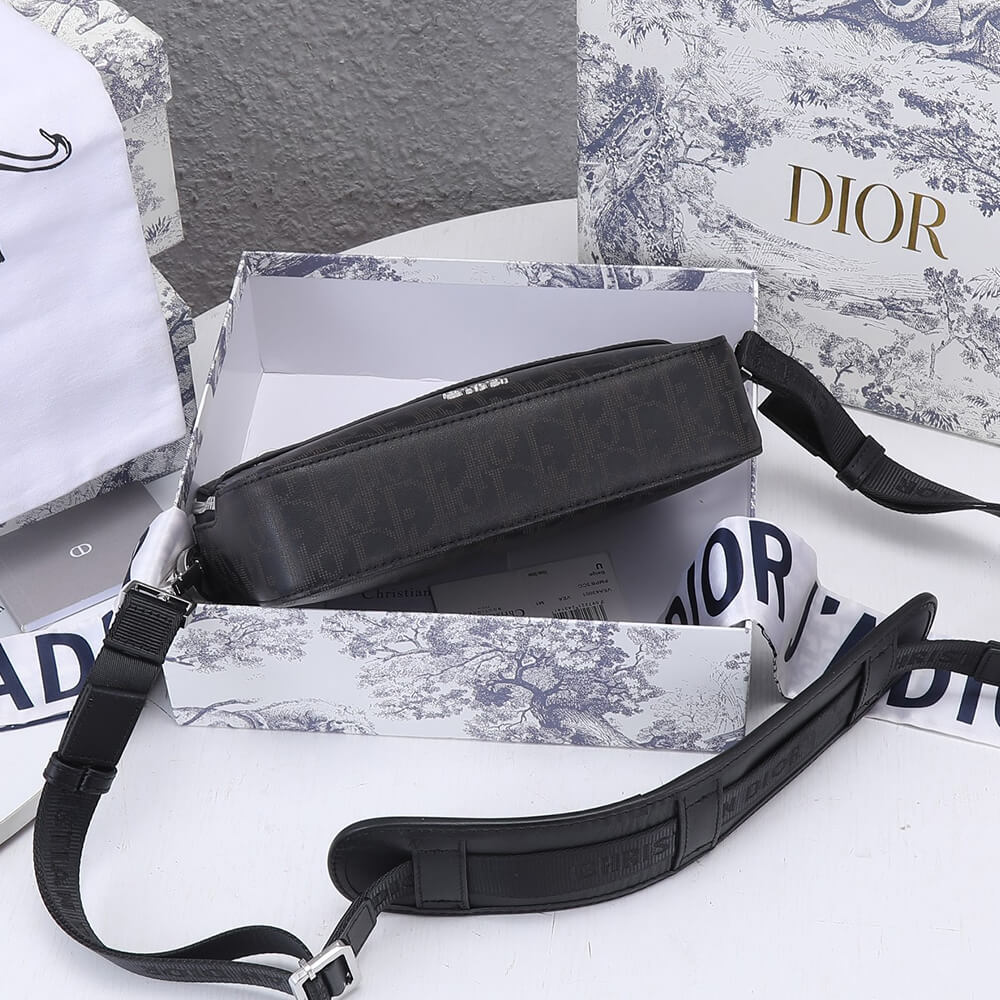 DIOR SAFARI MESSENGER BAG - Image 4