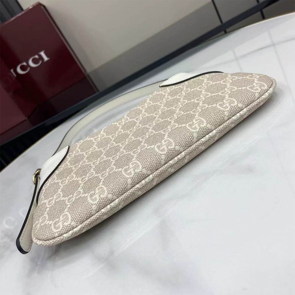 GG Emblem small shoulder bag - Image 8