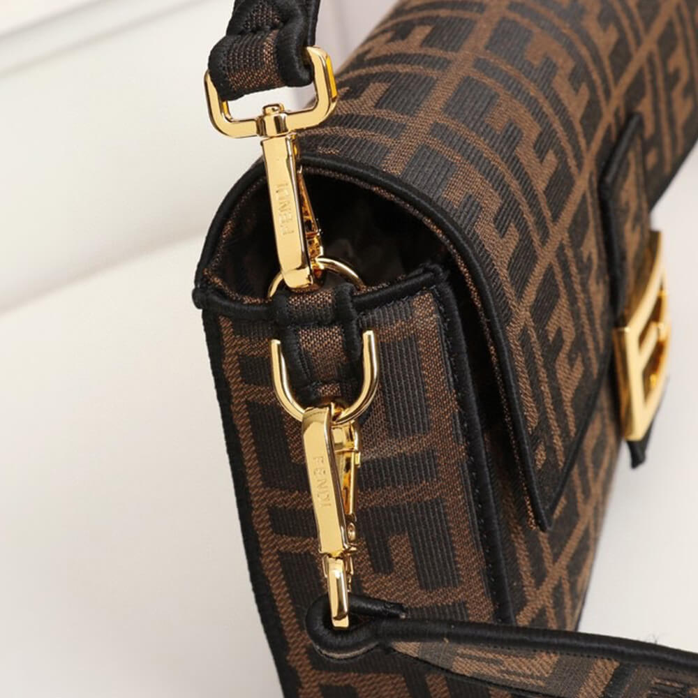 Fendi Baguette - Image 6