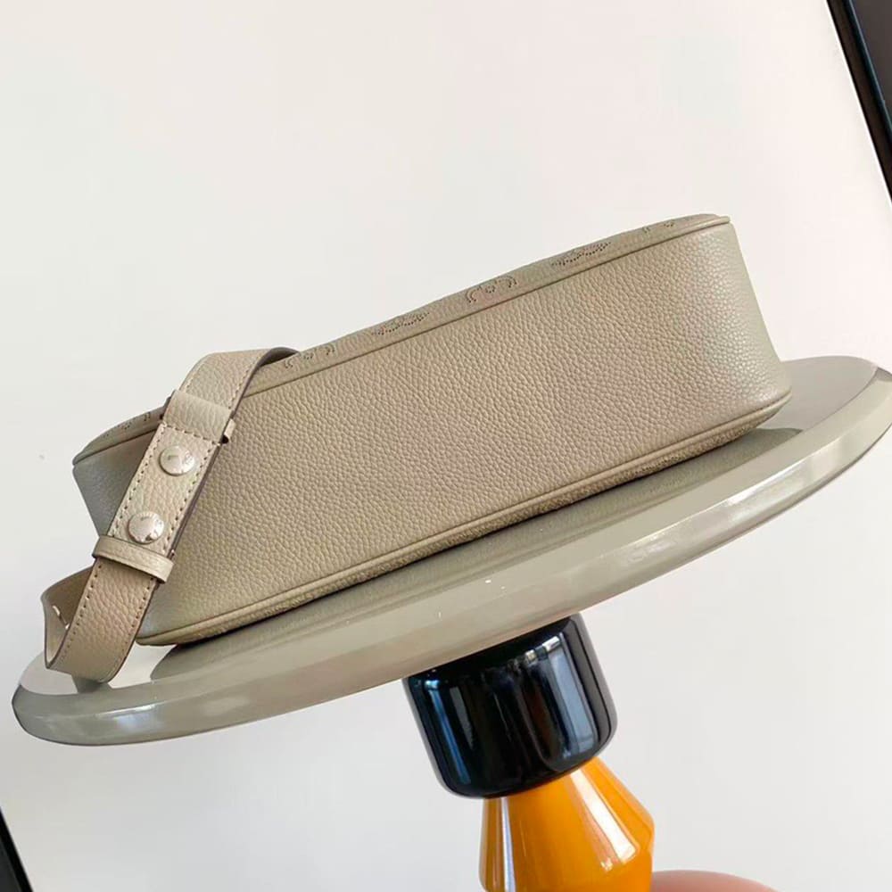 LV All Around MM - Image 8