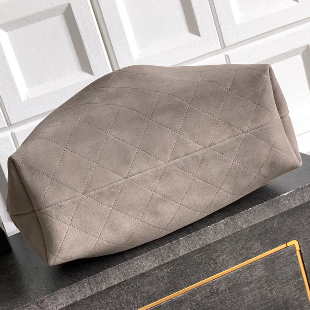 Chanel LARGE HOBO BAG SUEDE(HIGH-END GRADE) - Image 8