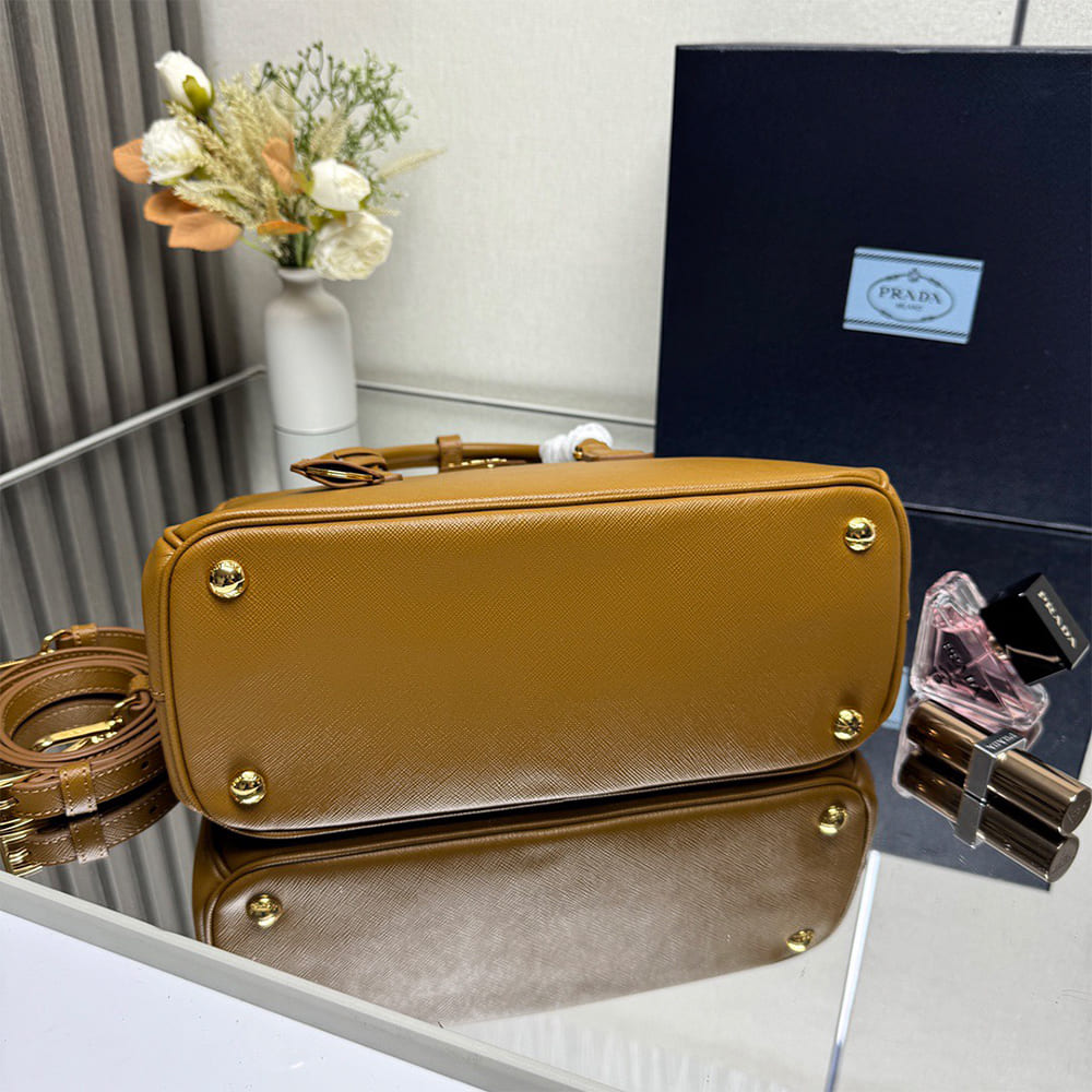 Prada Galleria medium Saffiano leather bag(HIGH-END GRADE) - Image 7