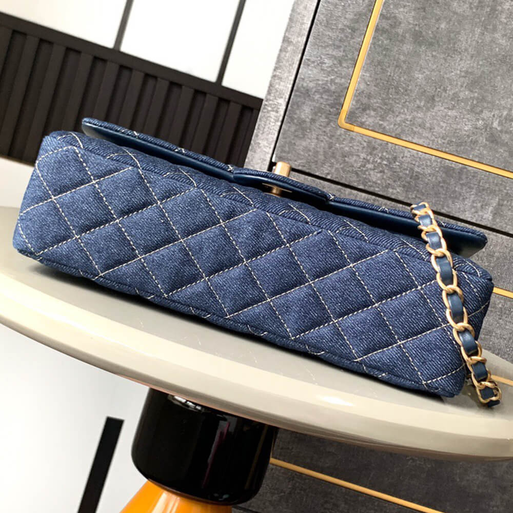 Alternative view of CHANEL  Classic Double Flap Handbag(HIGH-END GRADE)