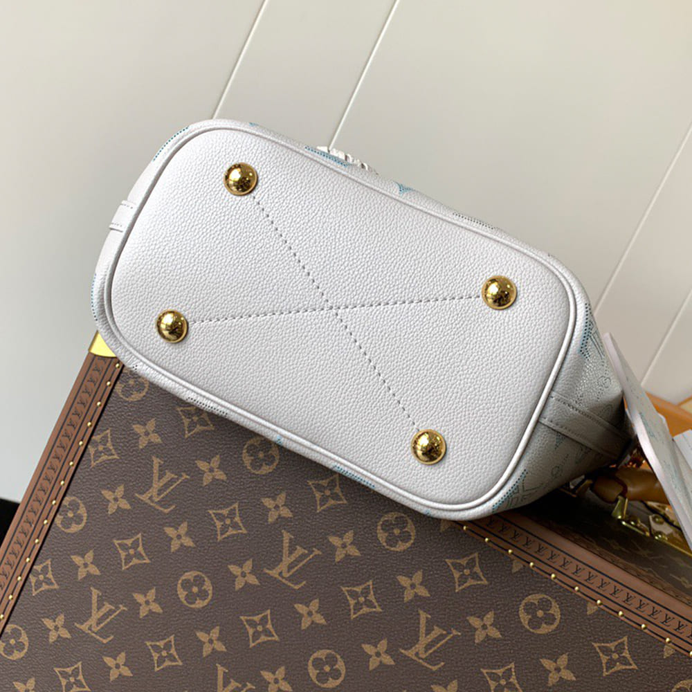 LV Blossom PM(HIGH-END GRADE) - Image 4