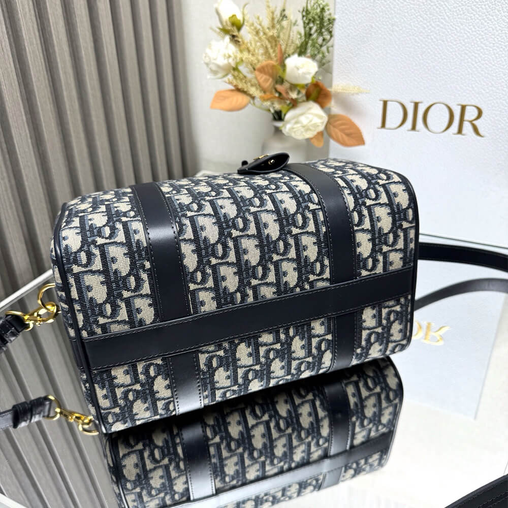 Alternative view of Dior Groove 25 Bag