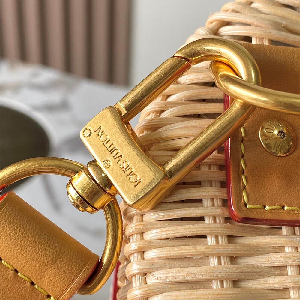 Alternative view of LV Keepall Bandoulière 25(HIGH-END GRADE)